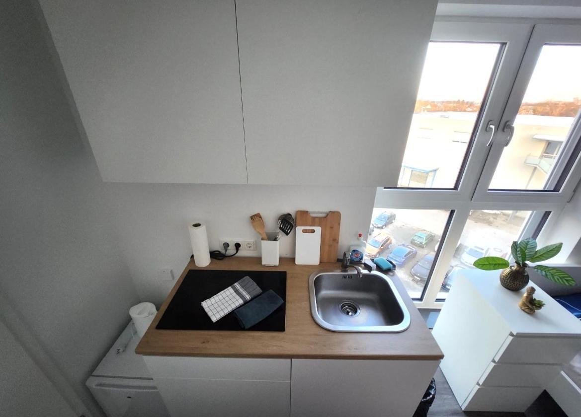 Modernes Apartment Mit Wifi, Aufzug & Kostenlos Parken El-Living Аугсбург Екстер'єр фото